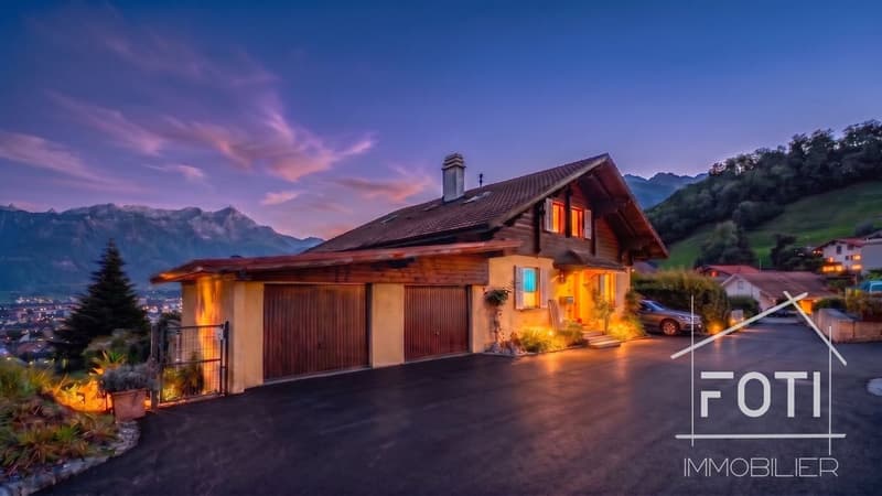 La maison au crépuscule