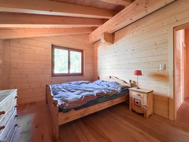 Ovronnaz - chalet 7.5 pièces de 205 m², vue sur la plaine, sauna, jacuzzi, sans vis-à-vis (12)