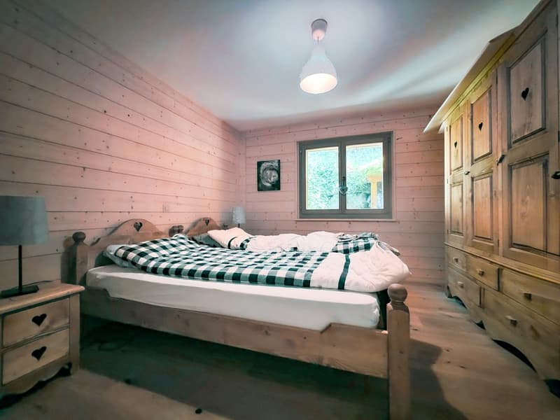 Ovronnaz - chalet 7.5 pièces de 205 m², vue sur la plaine, sauna, jacuzzi, sans vis-à-vis (11)