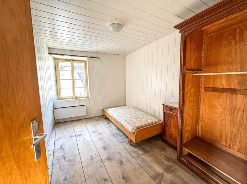 Maison multi-appartements 10 pièces à Ardon (10)
