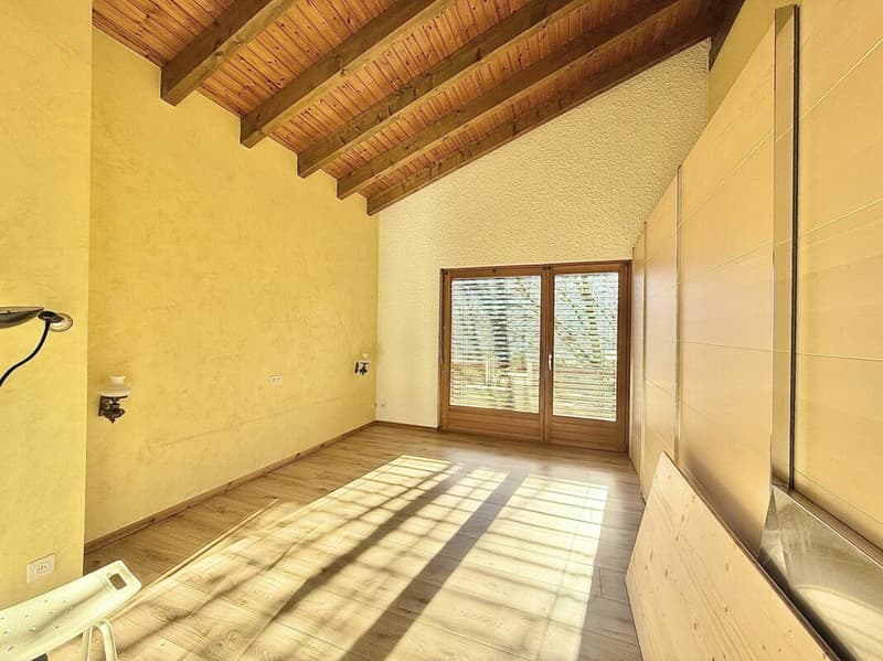 Grande maison avec beaucoup de potentiel à Chamoson (28)