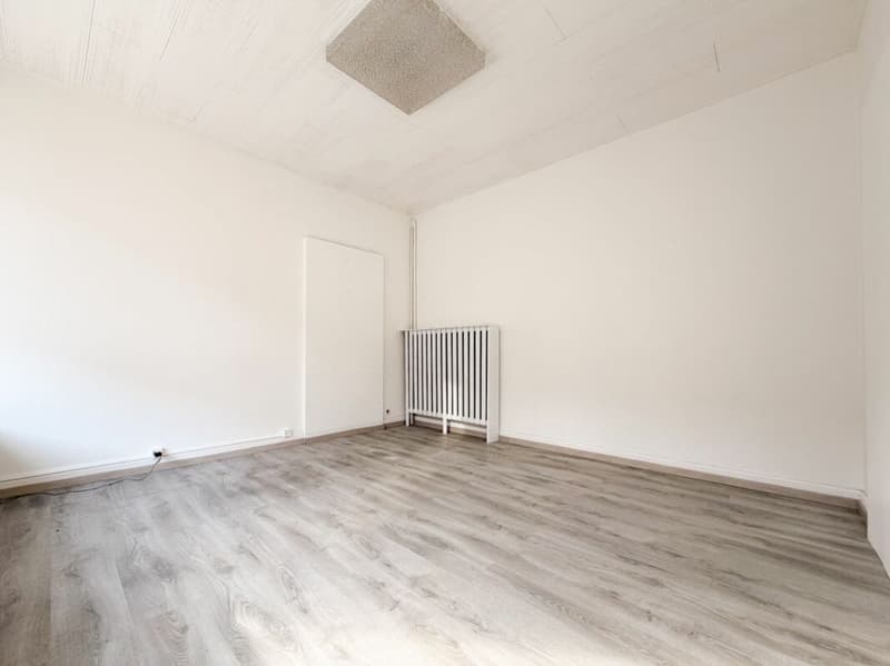 Immeuble de rendement au coeur de Saxon (9)