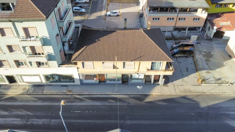 Immeuble de rendement au coeur de Saxon (4)