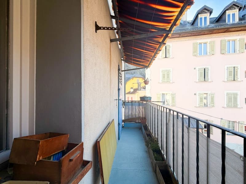 Maison villageoise multi-appartements au centre de Chippis (17)