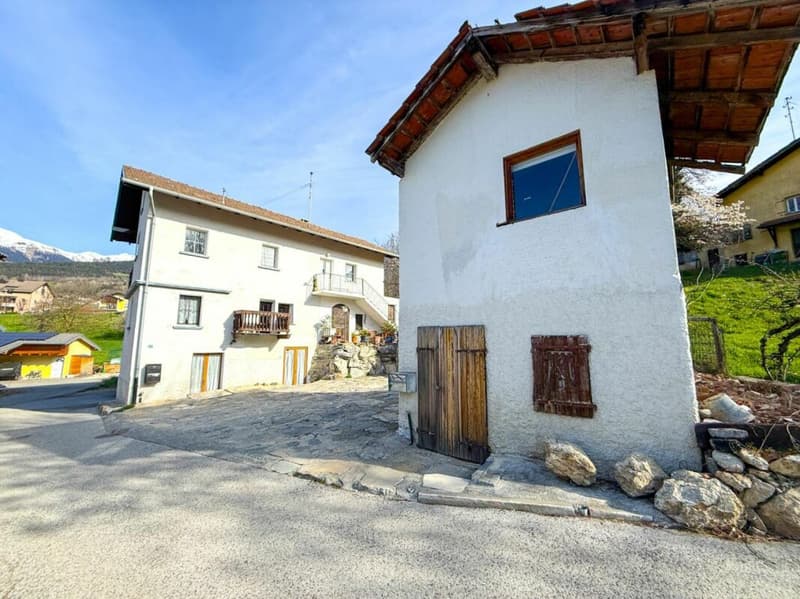 Immeuble de rendement à Savièse avec grange attenante (7)