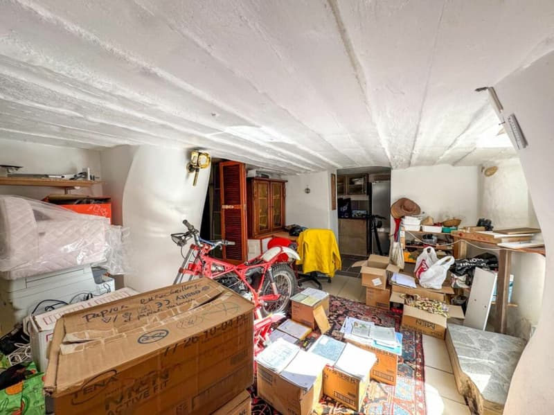 Immeuble de rendement à Savièse avec grange attenante (33)