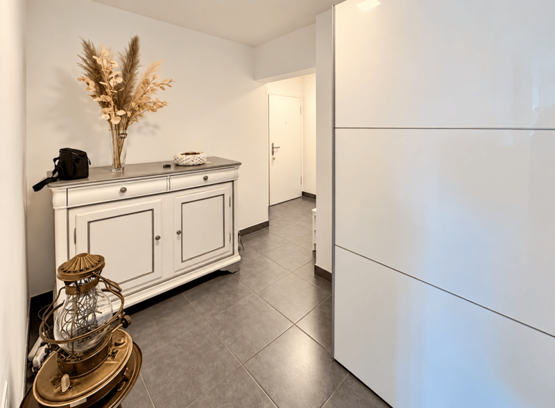 SOMPTUEUX APPARTEMENT DE STANDING AVEC VÉRANDA DE 43 M² ET JARDIN PRIVATIF DE 440 M² (25)