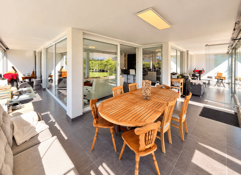 SOMPTUEUX APPARTEMENT DE STANDING AVEC VÉRANDA DE 43 M² ET JARDIN PRIVATIF DE 440 M² (10)