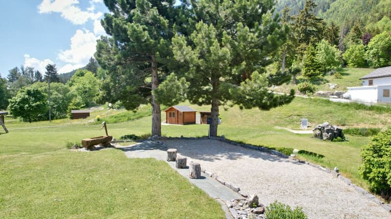 chalet authentique au coeur de la nature aux Mayens-de-la-Zour (Savièse) (9)