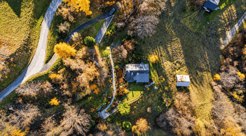 Chalet de 4,5 pièces avec 5245m2 de terrain (9)
