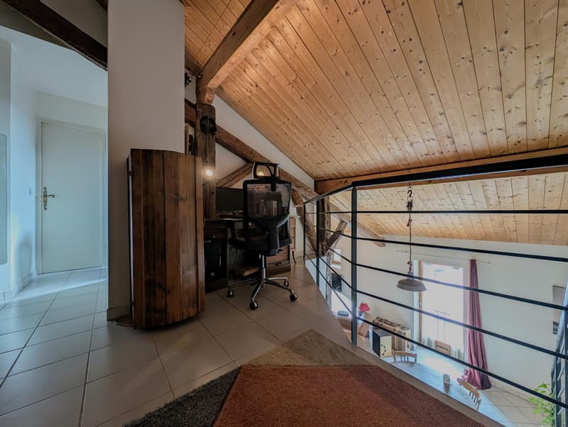 A VENDRE - MAISON DE VILLAGE SANS EXTERIEUR - CESSY (10)