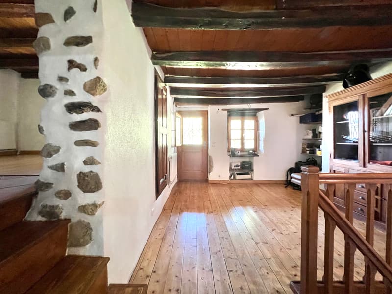 Maison de caractère rénovée à Sillingy. (12)