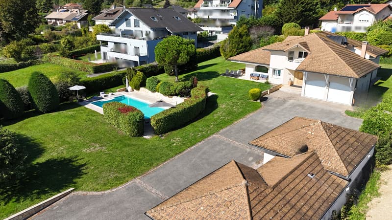 Propriété d'exception à Divonne-les-Bains (4)