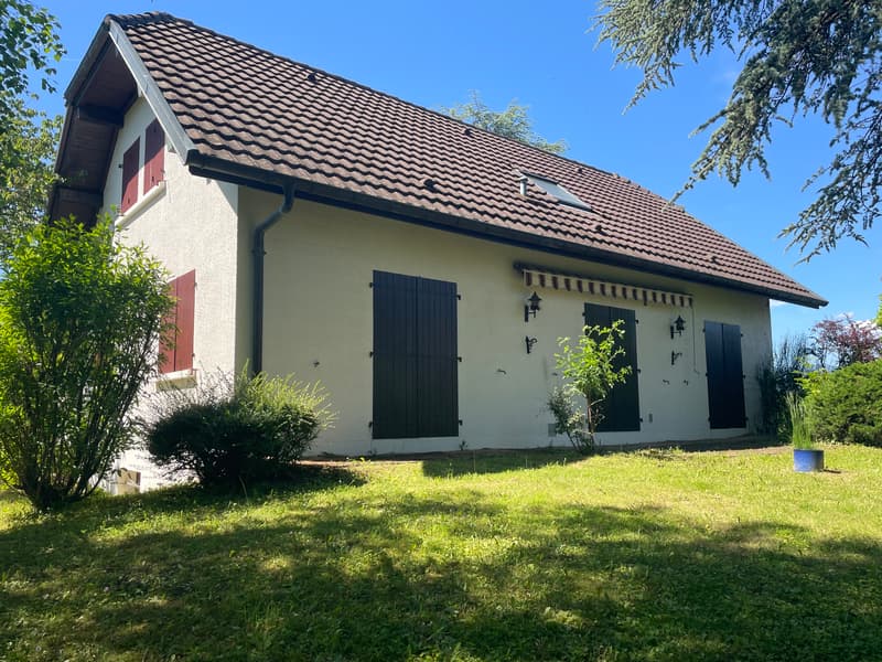 Grande maison familiale à Prévessin-Moëns (5)