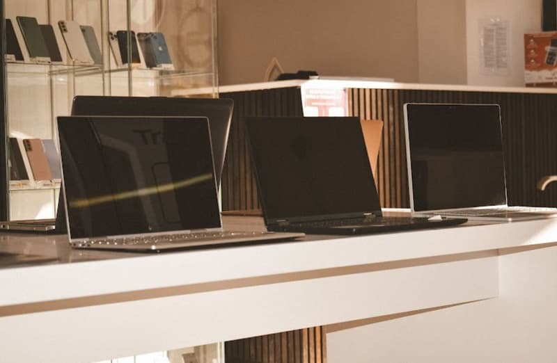 À VENDRE : Fonds de Commerce Informatique & High-Tech Ferney-Voltaire (70 m²) (7)