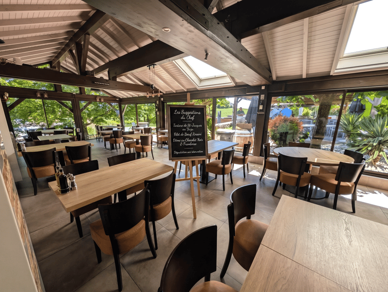 Restaurant Bar Traiteur -- Cadre guinguette bord d'étang -- 350 m² -- Grand Annecy (74) (8)