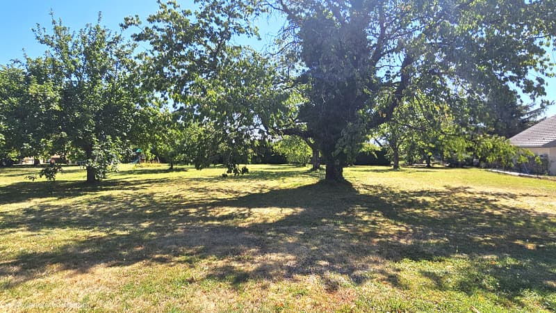 952m2 de terrain à bâtir pour 1 ou 2 maisons (8)