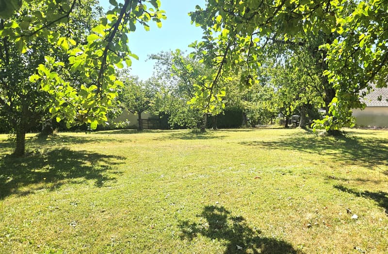 952m2 de terrain à bâtir pour 1 ou 2 maisons (3)