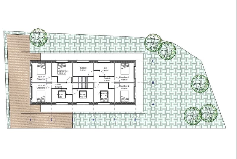 Terrain constructible avec permis accordé (9)