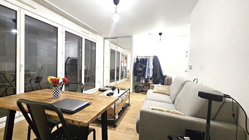 Studio récent et lumineux avec balcon   Clichy centre (6)