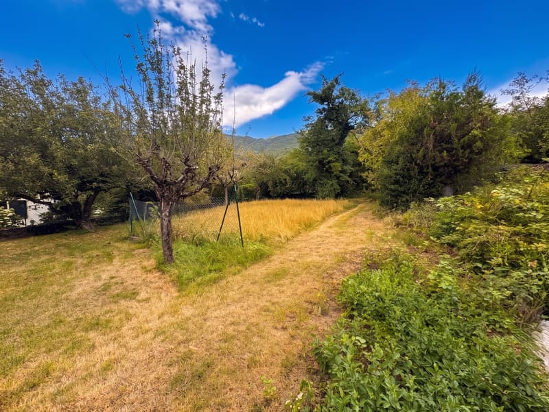 Terrain à bâtir de 753 m² / Crozet (01170) / 350 000 EUR (4)