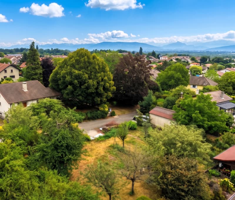Terrain à bâtir de 753 m² / Crozet (01170) / 350 000 EUR (2)