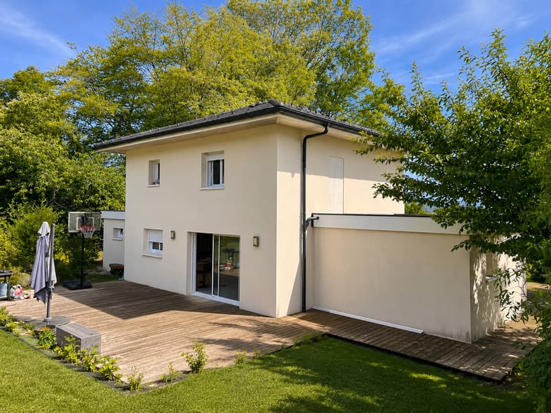 CHAVANNAZ Maison familiale récente de 136 m² avec jardin de 1 200 m², vue dégagée et environnement privilégi (1)