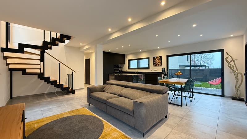 Maison familiale récente de 137,5 m², 4 chambres (4)