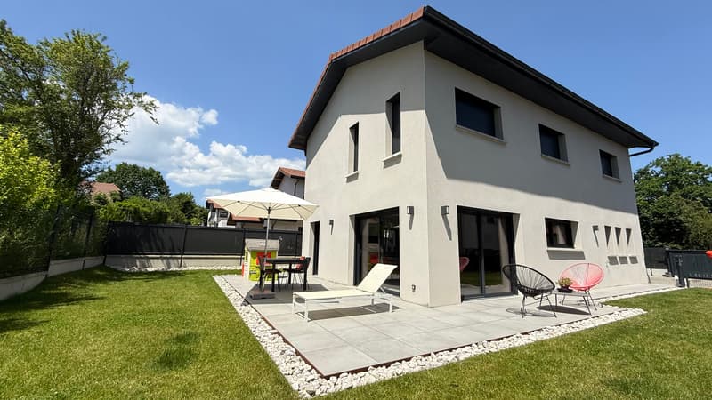Maison familiale récente de 137,5 m², 4 chambres (2)