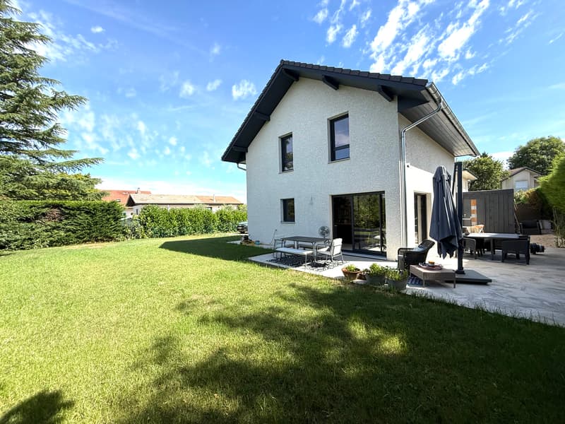 Maison familiale idéale de 4 chambres sur Massongy. (1)