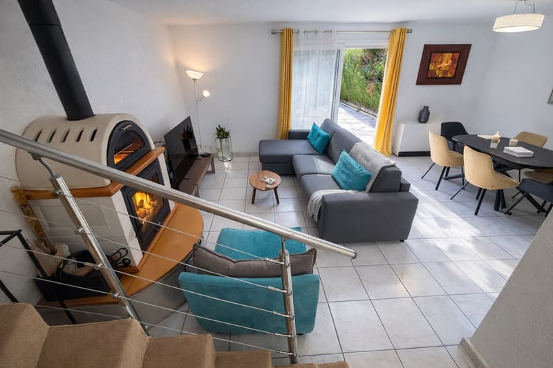 Maison familiale 5 pièces   105 m² Carrez   Grande terrasse, garage aménagé, parking   École à 5 min (2)