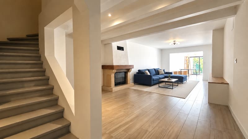 Divonne, duplex en RDJ de 225m2 de type 6 dans ferme Gessienne rénovée (7)
