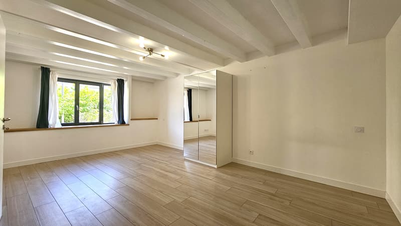 Divonne, duplex en RDJ de 225m2 de type 6 dans ferme Gessienne rénovée (13)