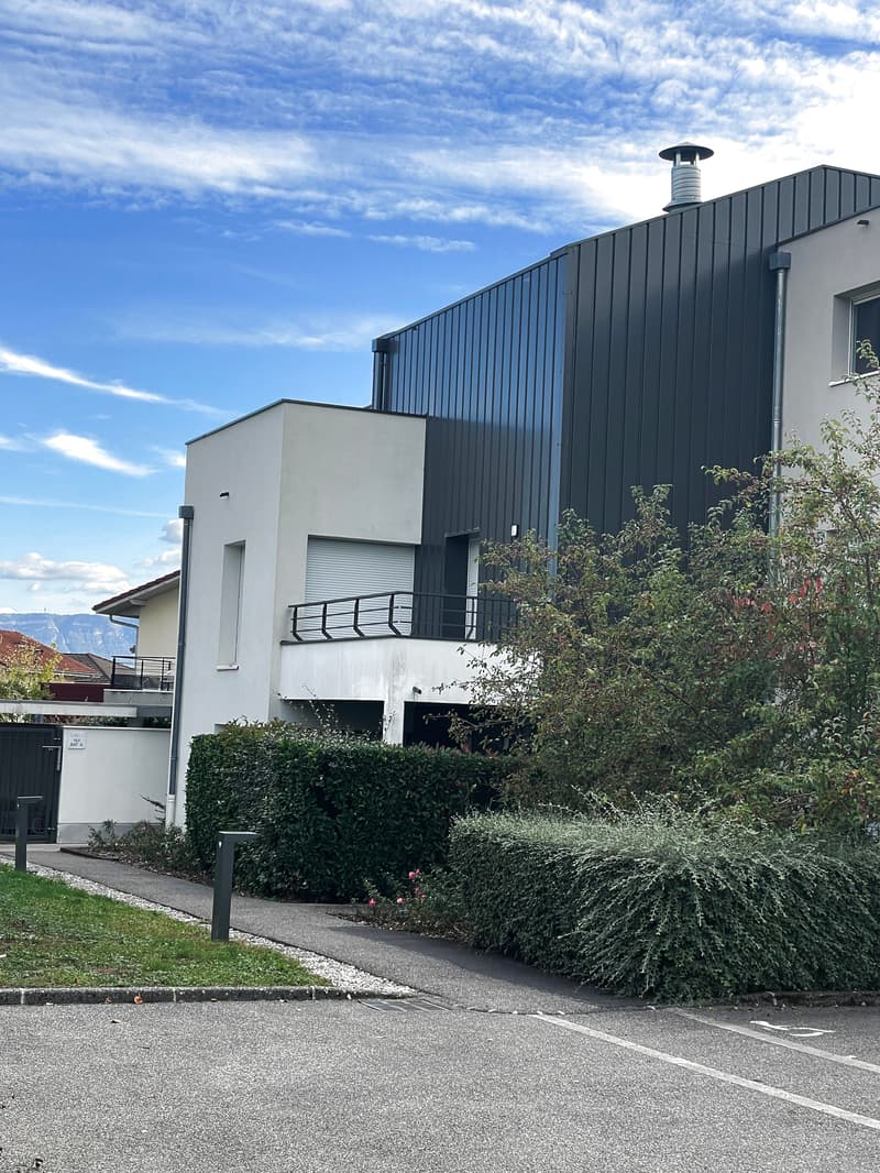Opportunité T2 Prévessin avec garage (1)