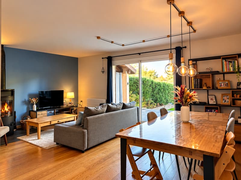 ANNECY-LE-VIEUX CHARMANTE MAISON FAMILIALE, 4 CHAMBRES, JARDIN ET TERRASSE (2)