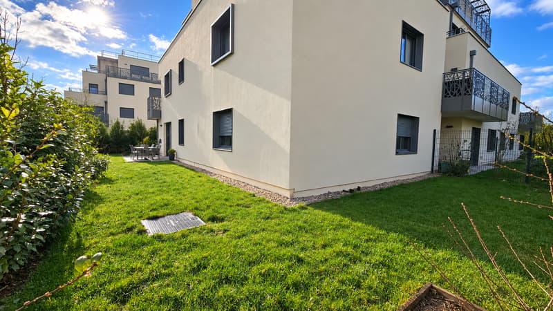Divonne, 95m2, T4 de 2023, avec jardin/terrasse de 162m2 et 2 garages (2)
