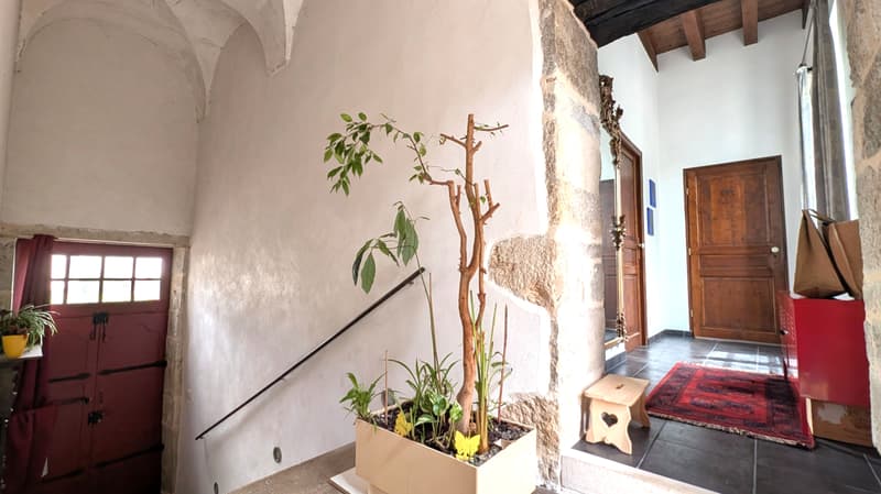Gigny (Jura) maison en pierre de 172m2 avec studio, garage, cave (4)