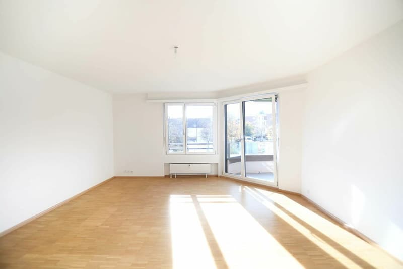 Moderne 4-Zimmerwohnung in Aesch (5)