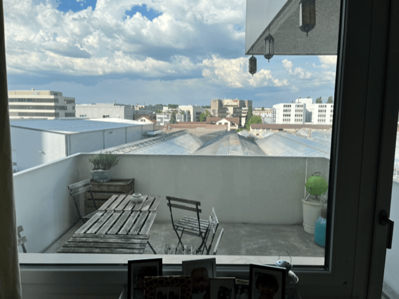 Helle 4.5-Zimmer-Wohnung mit Balkon in Dübendorf (3)