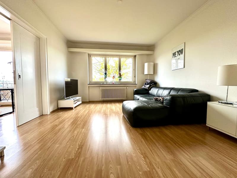 Wohnzimmer (Musterwohnung)