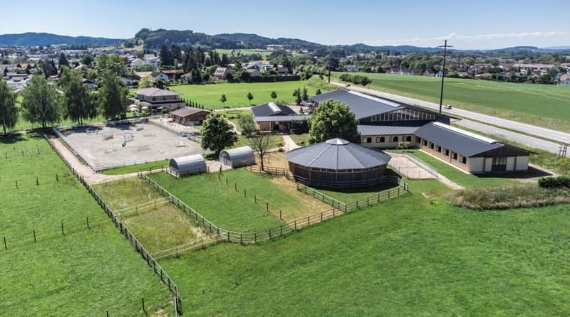 Prestige Reitanlage für Pferdesport auf höchstem Niveau