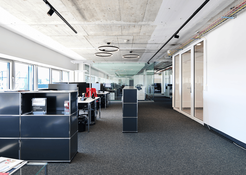 DERNIÈRE CHANCE – ESPACES DE BUREAU ÉQUIPÉS DANS KOWERK (7)