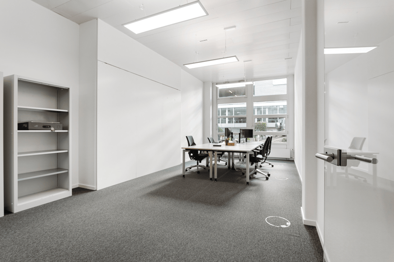 TOP AUSGEBAUTE BÜROFLÄCHEN MIT BLICK AUF DEN RHEIN (6)