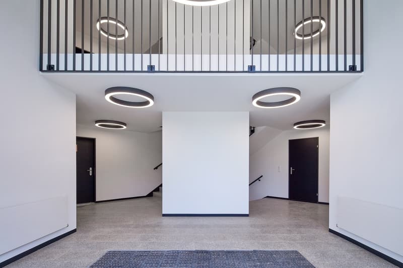VIELSEITIGE BÜRO- UND GEWERBEFLÄCHEN (3)