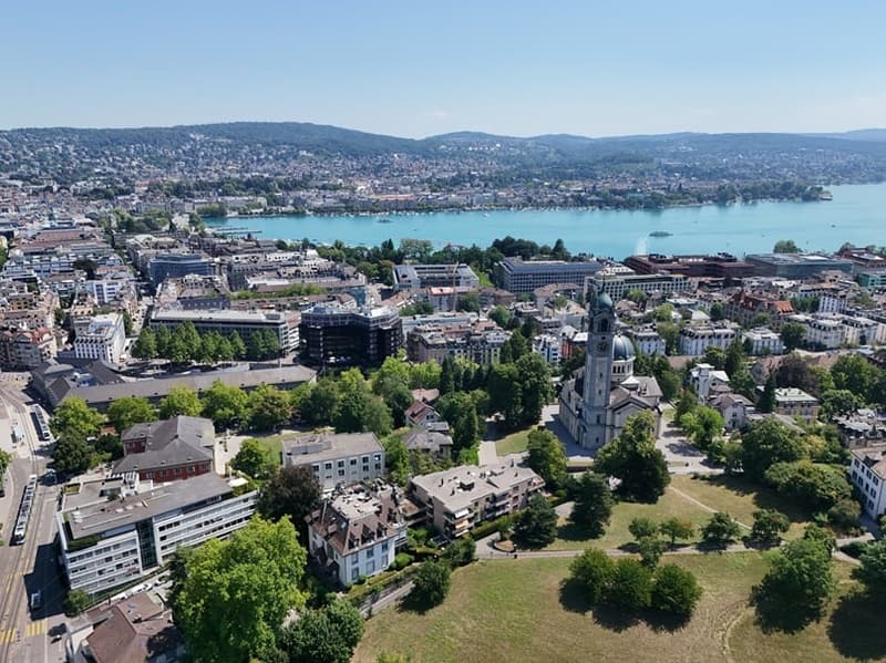 Renaissance-Villa im begehrten Wohnquartier Zürich-Enge (1)