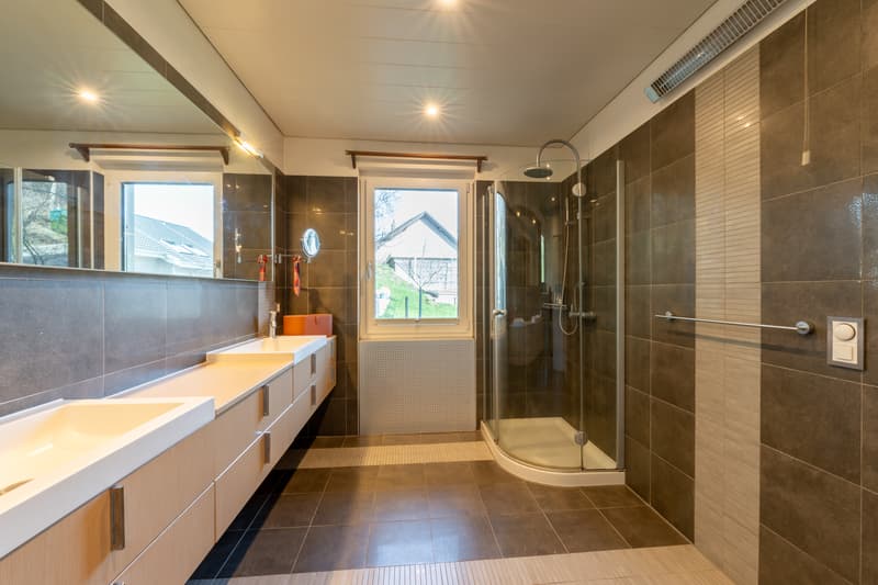Premium Landhaus auf grosser Baulandparzelle (7)