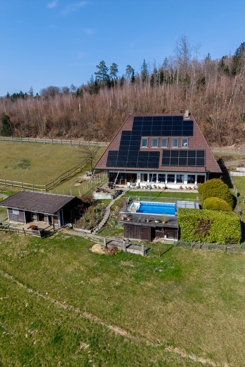 Premium Landhaus auf grosser Baulandparzelle (2)