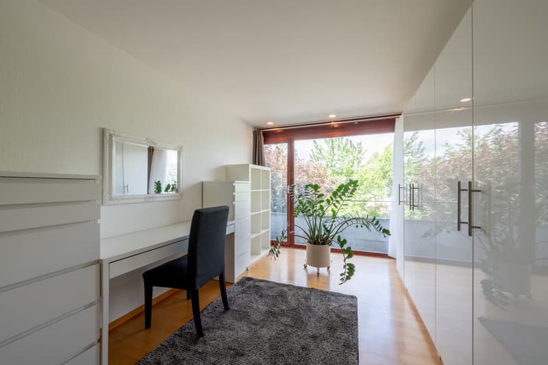 Repräsentatives Zweifamilienhaus mit Weitblick (6)