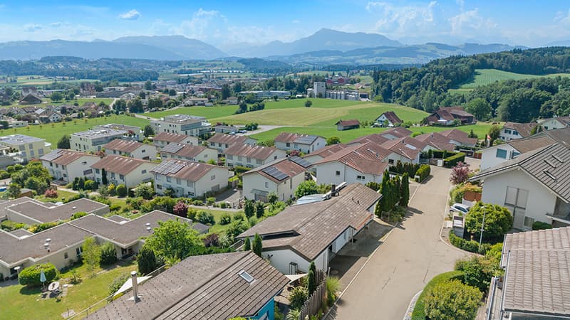 Spacious single-family house with beautiful garden and view (11)