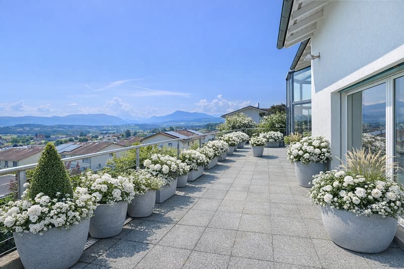 Spacious single-family house with beautiful garden and view (6)